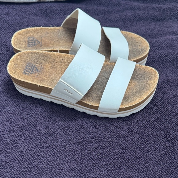 Reef Women's White and Tan Slide Sandals - Picture 1 of 3